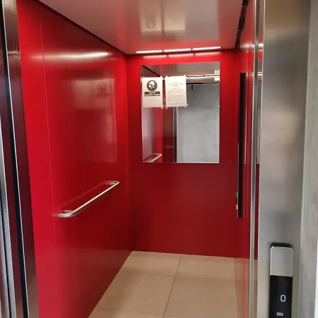 Arena No. 100 Quarto em Acomodações Particulares