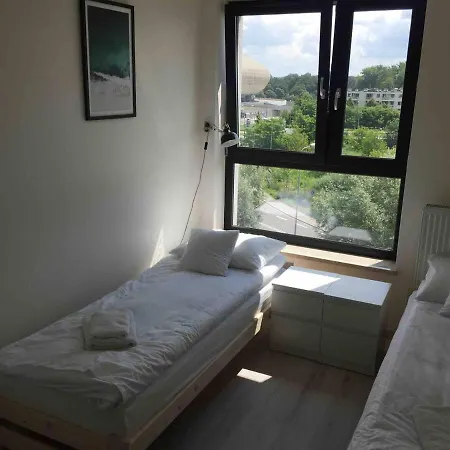 Arena No. 100 Homestay Krakow